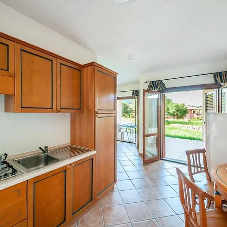Nice In With Kitchenette Golfo Aranci