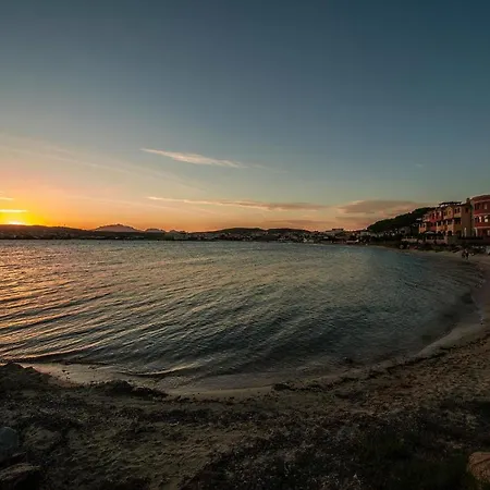 Nice In With Kitchenette * Golfo Aranci