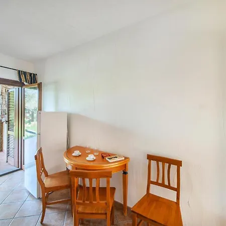 Nice In With Kitchenette
